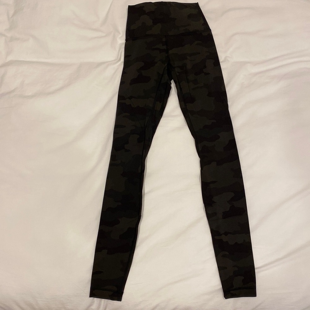 green camo lululemon align leggings 28”